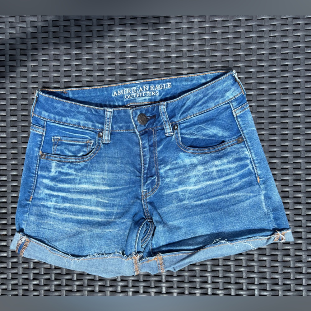 American Eagle Women’s Classic Blue Jean Shorts